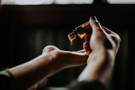 Ways to Easily Remove Super Glue From Your Skin