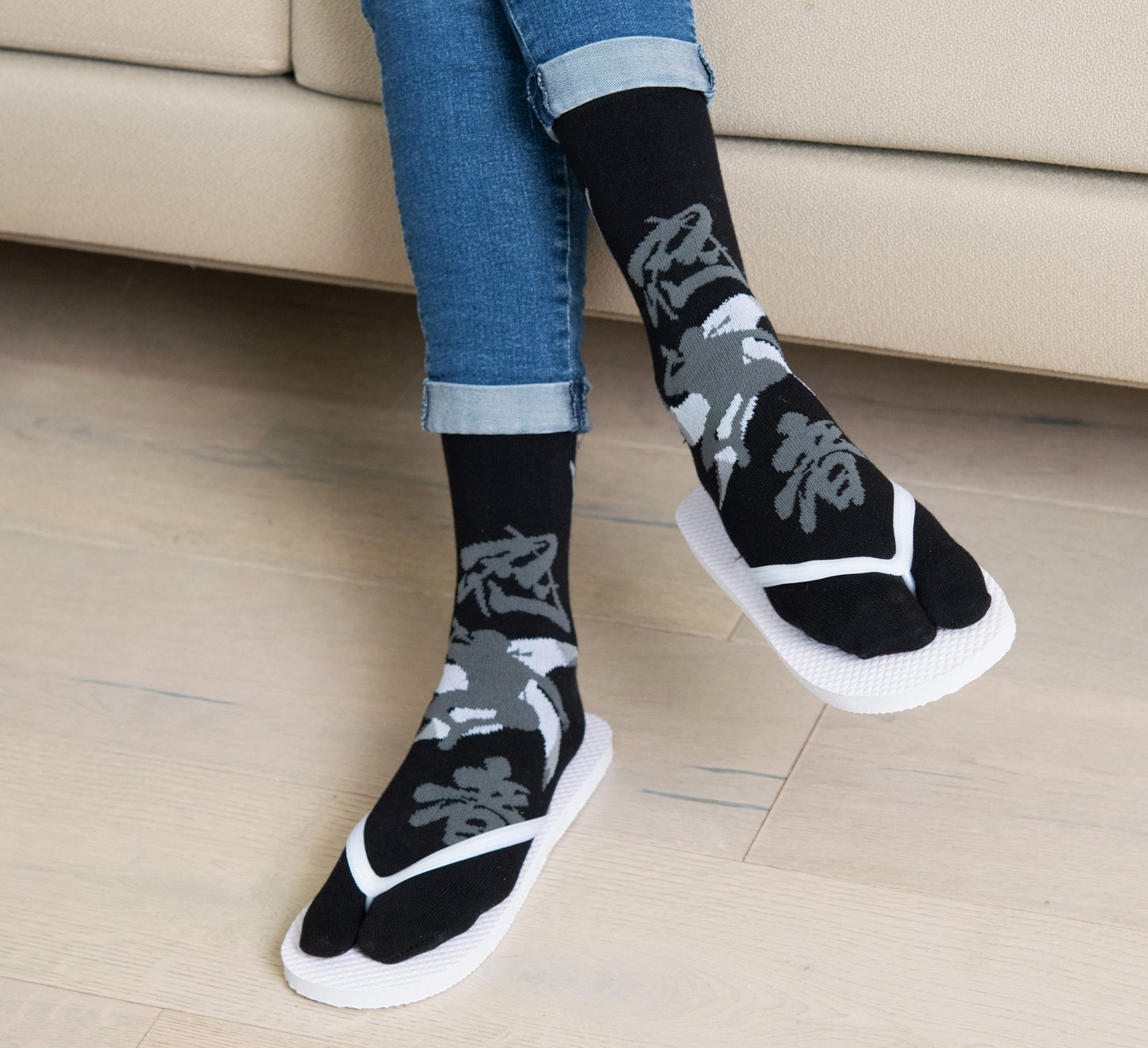 V-Toe Tabi Fun Pattern Socks - Ninja & Sushi - 3 Pairs